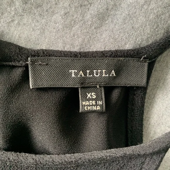 Aritzia - Talula Double Layered Tank Top in Black - Picture 3 of 5